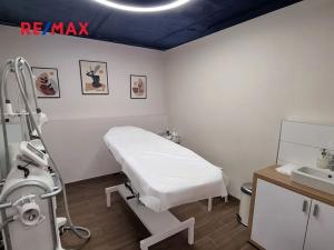 Pronájem obchodního prostoru, Praha - Karlín, Sokolovská, 165 m2