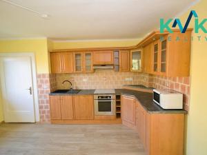 Prodej bytu 5+1, Ostrov, Lipová, 125 m2