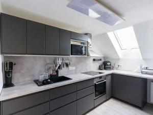 Prodej vícegeneračního domu, Kytín, 330 m2