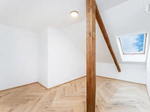 Prodej bytu 4+kk, Praha - Vršovice, Žitomírská, 103 m2