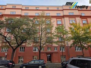 Pronájem bytu 3+kk, Praha - Holešovice, Na Maninách, 70 m2