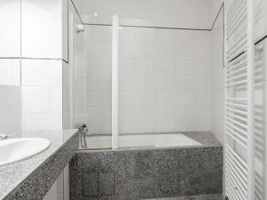 Pronájem bytu 2+kk, Praha - Košíře, Musílkova, 61 m2