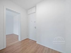 Pronájem bytu 1+kk, Praha - Chodov, Líbalova, 30 m2