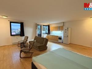 Prodej bytu 1+kk, Týn nad Vltavou - Malá Strana, Malostranská, 44 m2