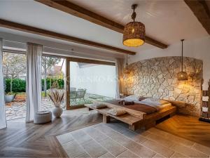 Prodej ubytování, Lipí, 197 m2