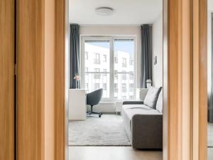 Pronájem bytu 1+kk, Praha - Uhříněves, Ke kříži, 30 m2