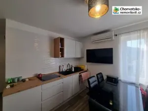 Prodej bytu 2+kk, Novi Vinodolski, Chorvatsko, 39 m2