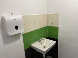 Pronájem obchodního prostoru, Cheb, Pekařská, 400 m2