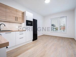 Pronájem bytu 2+kk, Pardubice, Rokycanova, 70 m2