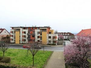 Pronájem bytu 3+kk, Praha - Kobylisy, Ke Stírce, 72 m2