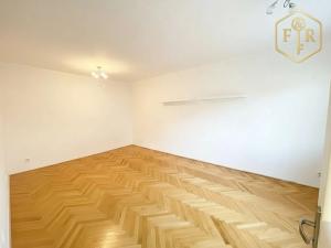 Prodej bytu 3+1, Adamov, Sadová, 72 m2