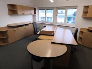 Pronájem kanceláře, Tečovice, 112 m2