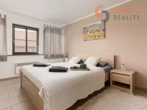 Prodej rodinného domu, Perná, 300 m2