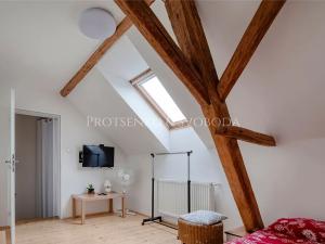 Prodej skladu, Pardubice, Žižkova, 250 m2