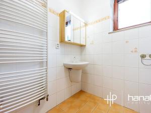 Prodej rodinného domu, Hněvotín, 240 m2