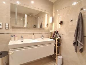 Pronájem bytu 4+kk, Praha - Smíchov, U Nikolajky, 125 m2