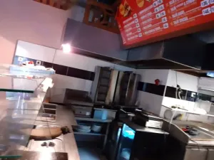 Pronájem restaurace, Praha - Smíchov, Stroupežnického, 87 m2