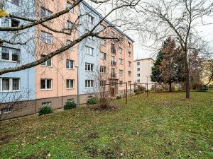 Pronájem bytu 3+kk, Praha - Strašnice, Nučická, 69 m2