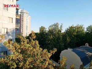 Pronájem bytu 2+kk, Praha - Strašnice, Názovská, 65 m2