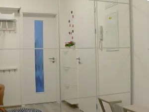 Pronájem bytu 1+kk, Praha - Malešice, Počernická, 42 m2