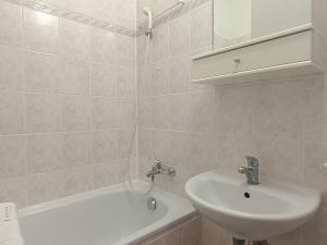 Pronájem bytu 3+1, Vsetín, Luh, 60 m2