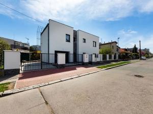 Prodej rodinného domu, Praha - Lhotka, U družstva Tempo, 186 m2