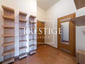 Pronájem bytu 1+kk, Praha - Libeň, Březenská, 66 m2