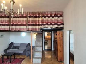 Pronájem bytu 2+1, Praha - Nové Město, Ke Karlovu, 54 m2