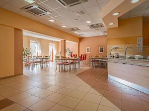 Prodej kanceláře, Třinec, 2388 m2