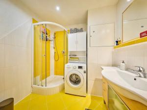 Prodej bytu 4+1, Trutnov, Sněženková, 90 m2