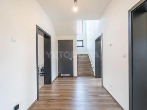 Prodej rodinného domu, Kornatice, 270 m2