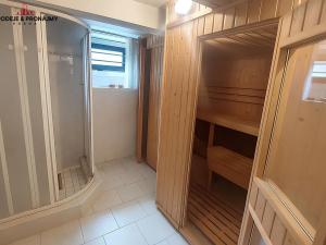 Prodej vily, Praha - Suchdol, 243 m2