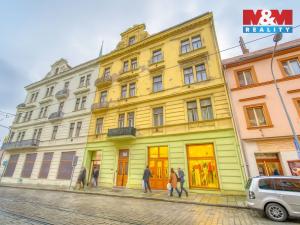 Pronájem obchodního prostoru, Plzeň - Vnitřní Město, náměstí Republiky, 77 m2