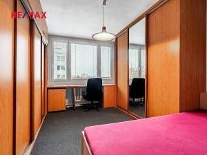 Prodej bytu 3+1, Praha - Horní Počernice, Komárovská, 67 m2