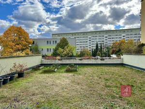 Pronájem bytu 1+1, Brno, Majdalenky, 137 m2