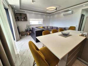 Prodej bytu 3+kk, Malinska, Chorvatsko, 79 m2