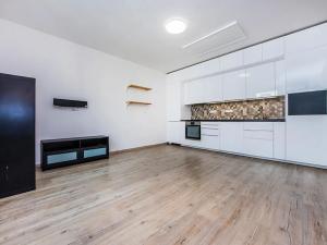 Pronájem bytu 2+kk, Praha - Košíře, Pod Kavalírkou, 43 m2