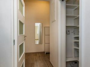 Pronájem bytu 2+kk, Praha - Košíře, Pod Kavalírkou, 43 m2