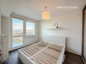 Pronájem bytu 3+kk, Praha - Bohnice, Cafourkova, 54 m2