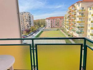 Pronájem bytu 1+kk, Praha - Horní Měcholupy, Padovská, 41 m2