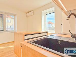 Pronájem bytu 2+kk, Holice, Hradecká, 42 m2