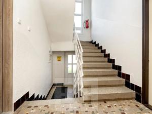 Prodej bytu 2+1, Říčany, nám. Československé armády, 61 m2