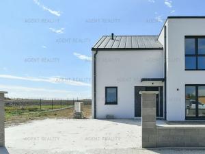 Prodej rodinného domu, Slaný, 312 m2