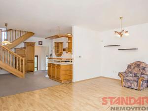 Pronájem rodinného domu, Plzeň, Jeřabinová, 162 m2