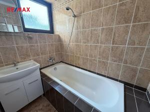 Prodej rodinného domu, Řenče, 150 m2