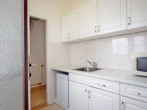 Pronájem kanceláře, Praha - Řepy, Třanovského, 143 m2