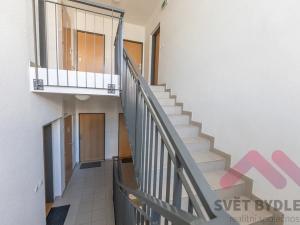 Pronájem bytu 3+kk, Praha - Dolní Měcholupy, V osikách, 76 m2