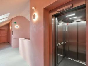 Pronájem bytu 2+kk, Praha - Nusle, Boleslavova, 43 m2