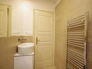 Pronájem bytu 1+1, Praha - Nové Město, Bolzanova, 47 m2