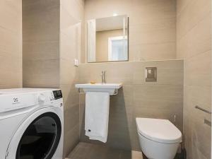 Pronájem bytu 2+kk, Praha - Smíchov, Holečkova, 70 m2